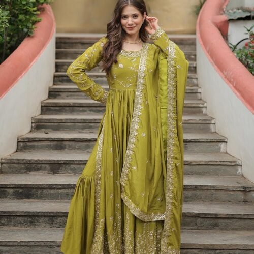 101_b89a6d23-863b-4d33-acce-aa4b38c10e94-1.jpg Parrot Color Designer Three Piece Sharara Suit