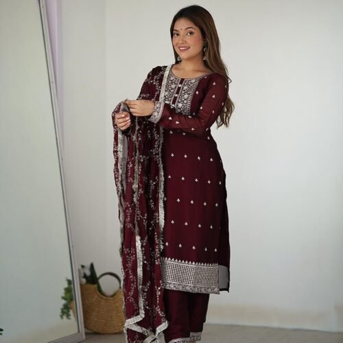 104_b5004704-fa8c-4986-bee1-26c1ec998112-1.jpg Maroon Color Rangoli Silk Three Piece Kurti Suit
