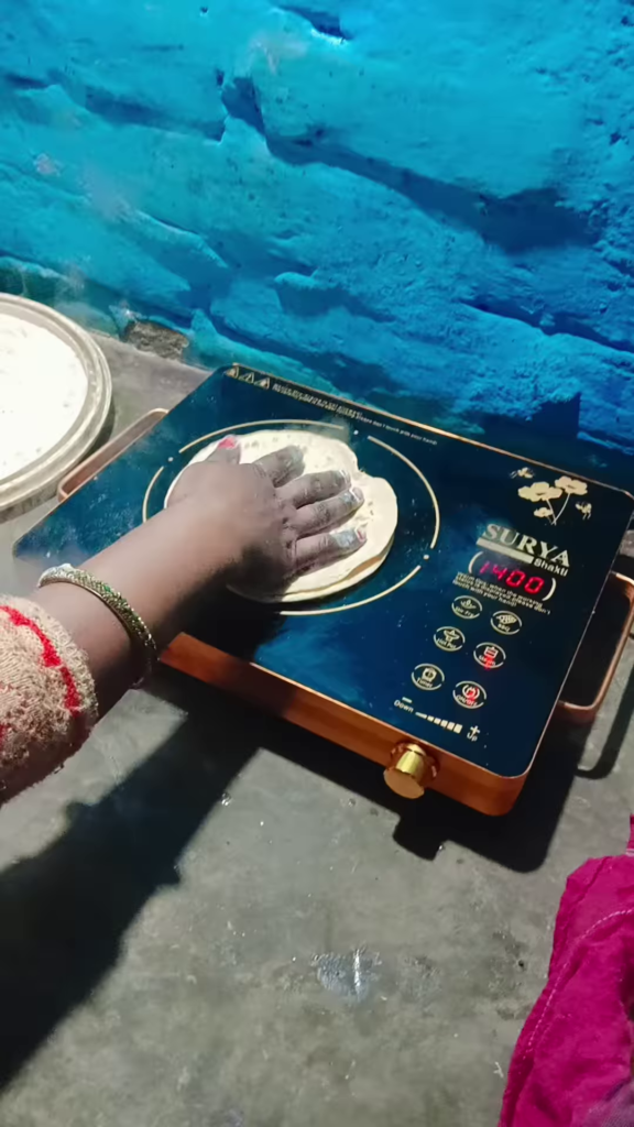 Portable Electric Induction Cooktop with Timer - Photo 3