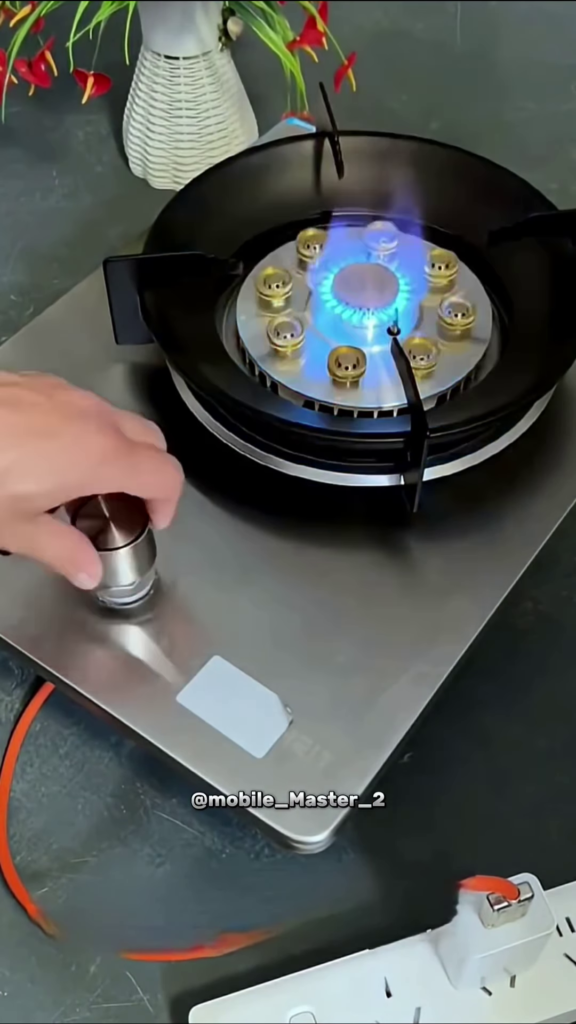 High-Performance Single Burner Commercial Gas Stove - Photo 3
