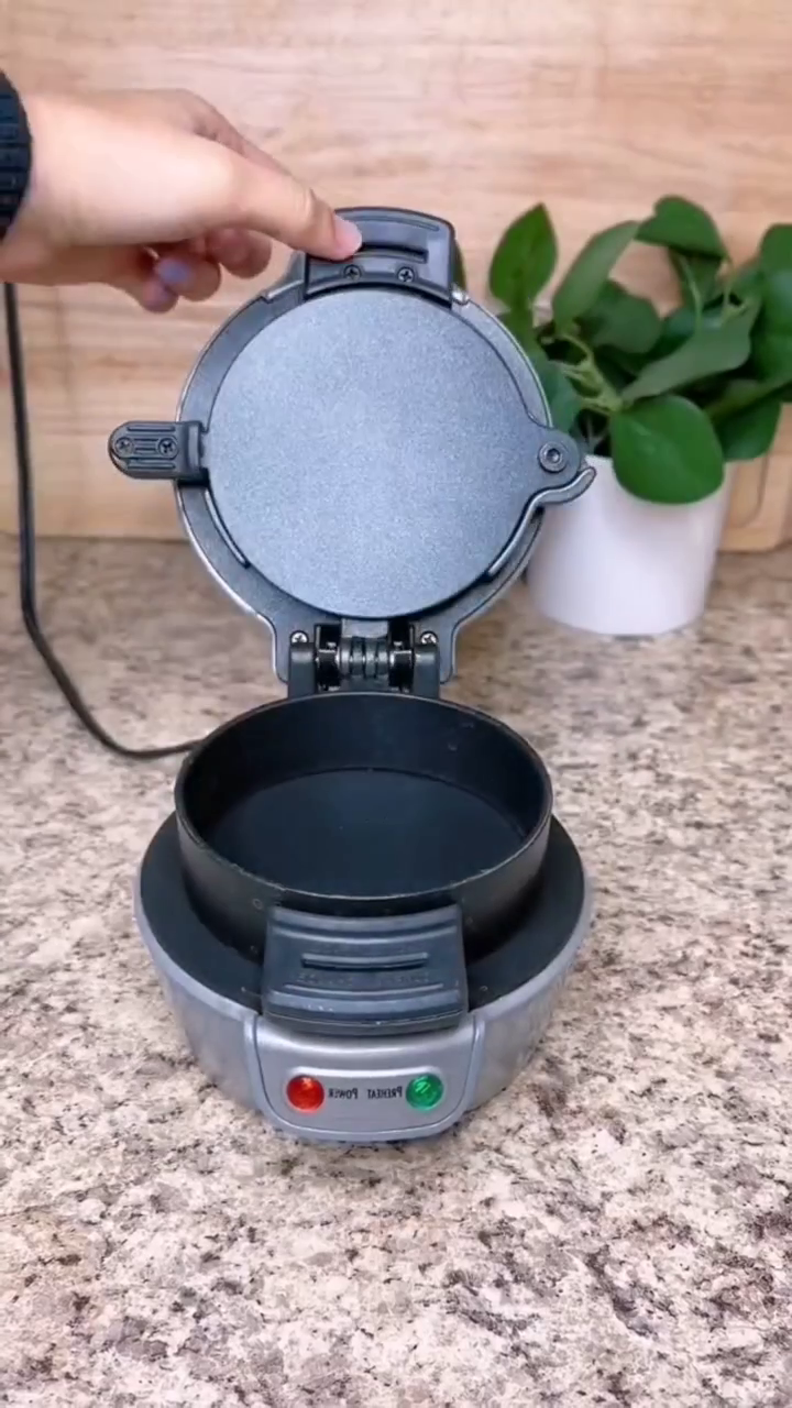 Automatic Non-Stick Breakfast Sandwich Maker