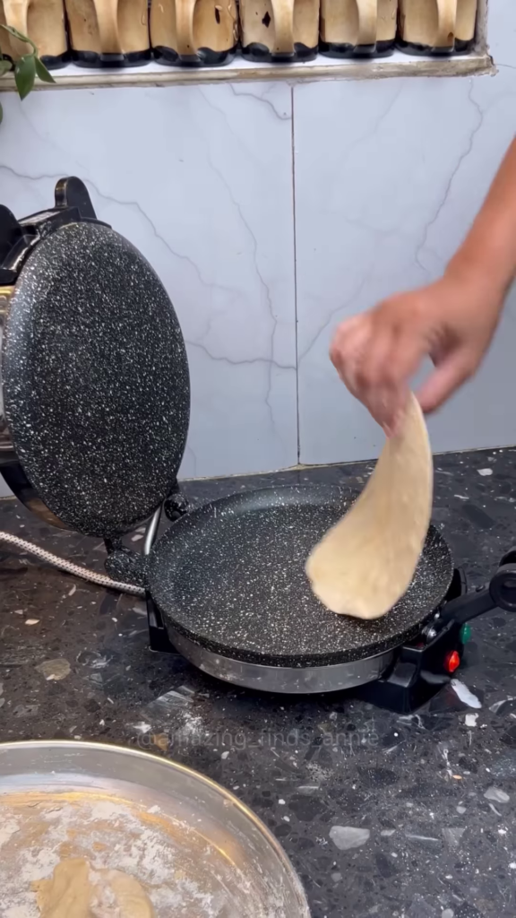 Dual Heating Non-Stick Granite Roti and Snack Maker - Photo 2