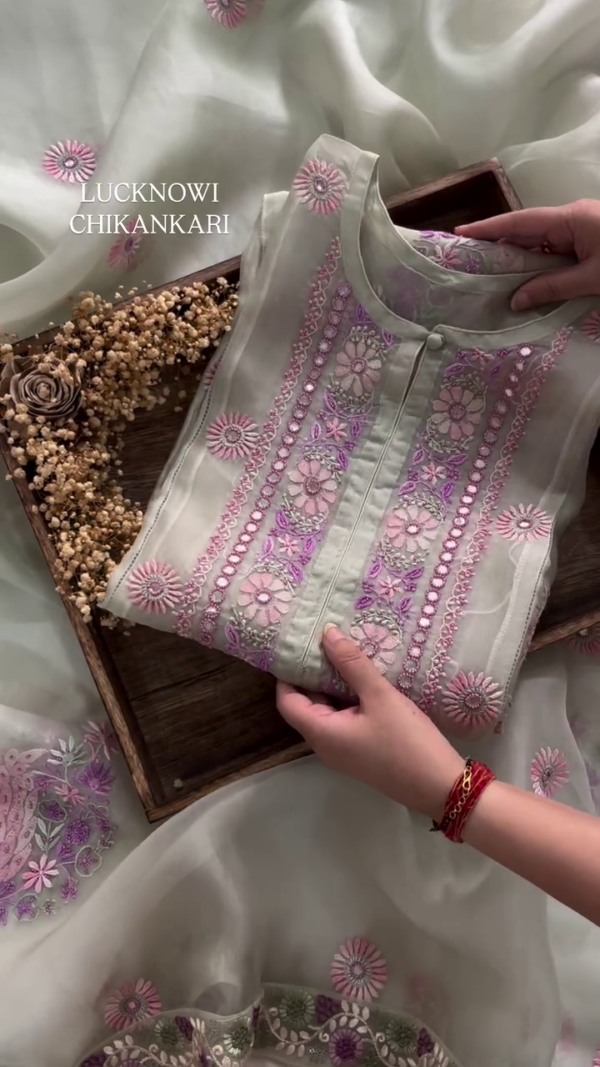 3203-2.png Elegant Chikankari Kurta with Mirror Work