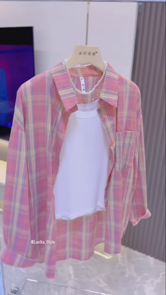 Casual Plaid Oversized Shirt and Top Set - Photo 1