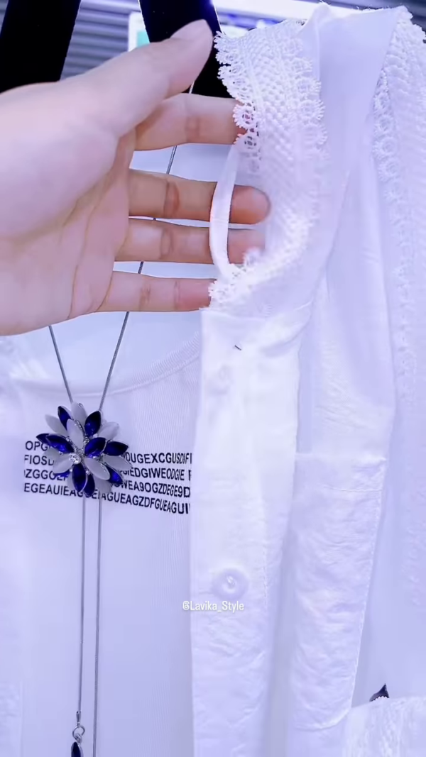 3223-5.png Elegant White Layered Outfit with Striking Blue Necklace