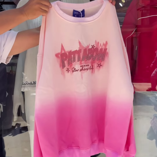3226-1.png Stylish Pink Ombré Sweatshirt with Bold Graphic Print