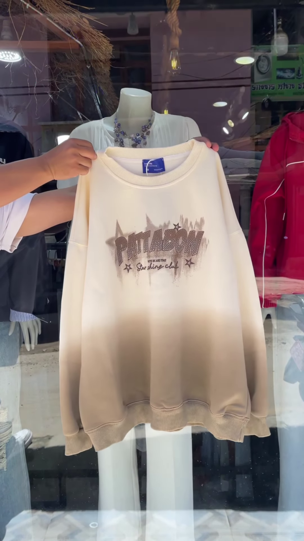 3226-3.png Stylish Pink Ombré Sweatshirt with Bold Graphic Print