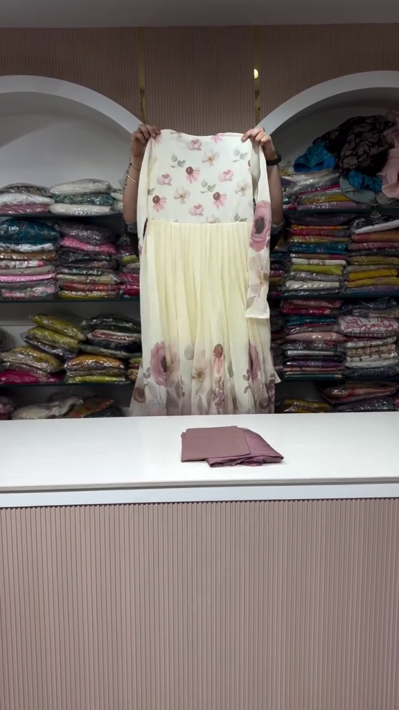 Elegant Mauve and Floral Printed Three-Piece Ensemble - Photo 4
