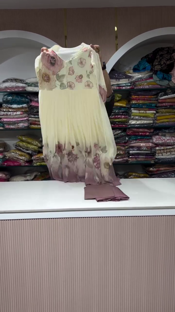 Elegant Mauve and Floral Printed Three-Piece Ensemble - Photo 3