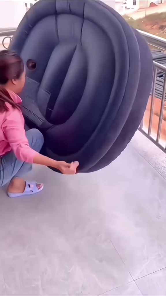 Easy Inflation of Portable Inflatable Furniture - Photo 4