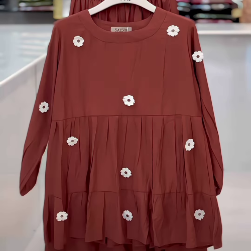 3318-2.png Peplum-Style Floral Embellished Co-ord Set