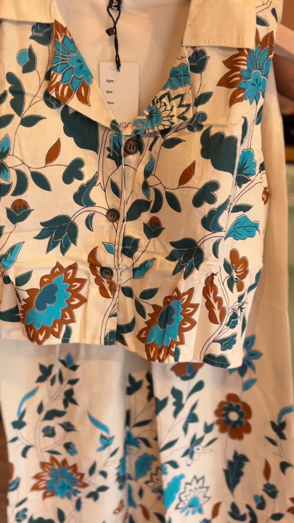 Floral Print Collared Crop Top and Matching Palazzo Set - Photo 3