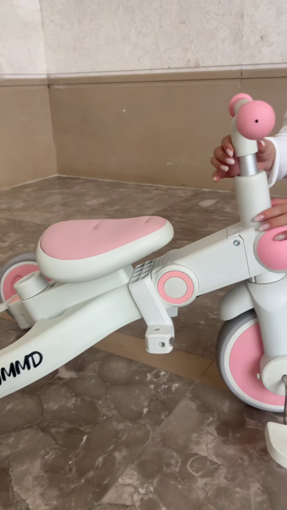 Foldable 3-in-1 Convertible Children's Tricycle - Photo 2